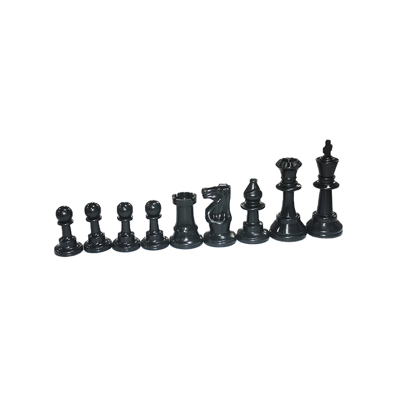 Klasične bijele drvene Staunton šahovske figure