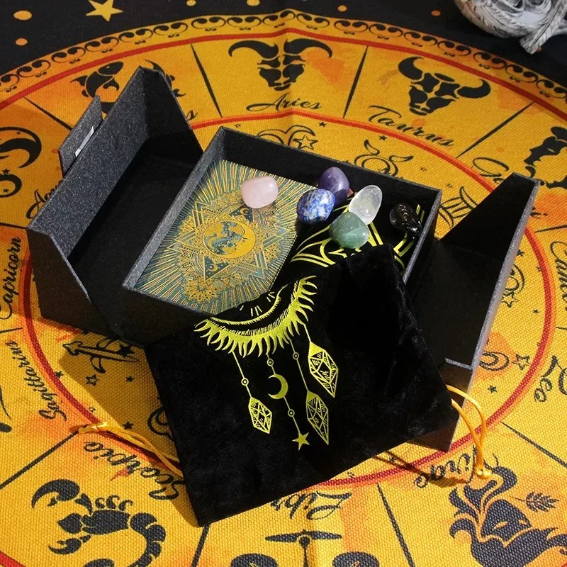 Kolekcionarsko izdanje na temu zodijaka - Mystic's Treasure Tarot & Crystal Set