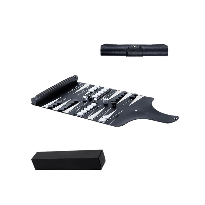 Kožni sklopivi backgammon set - prijenosna elegancija za igranje u pokretu