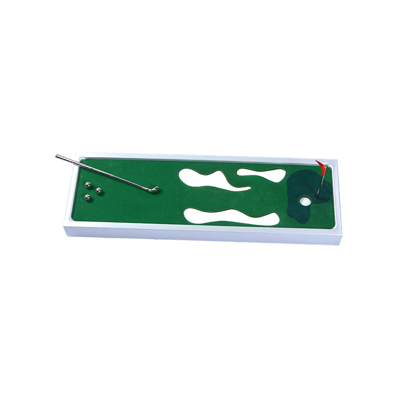 Prijenosna dvoranska igra golfa s aluminijskim okvirom, stolni mini golf Putting Green